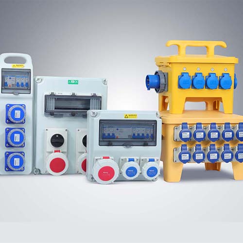 Power combination socket box